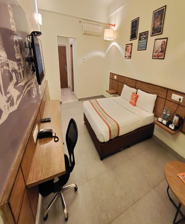 Max Hotels Dzsabalpur Kültér fotó