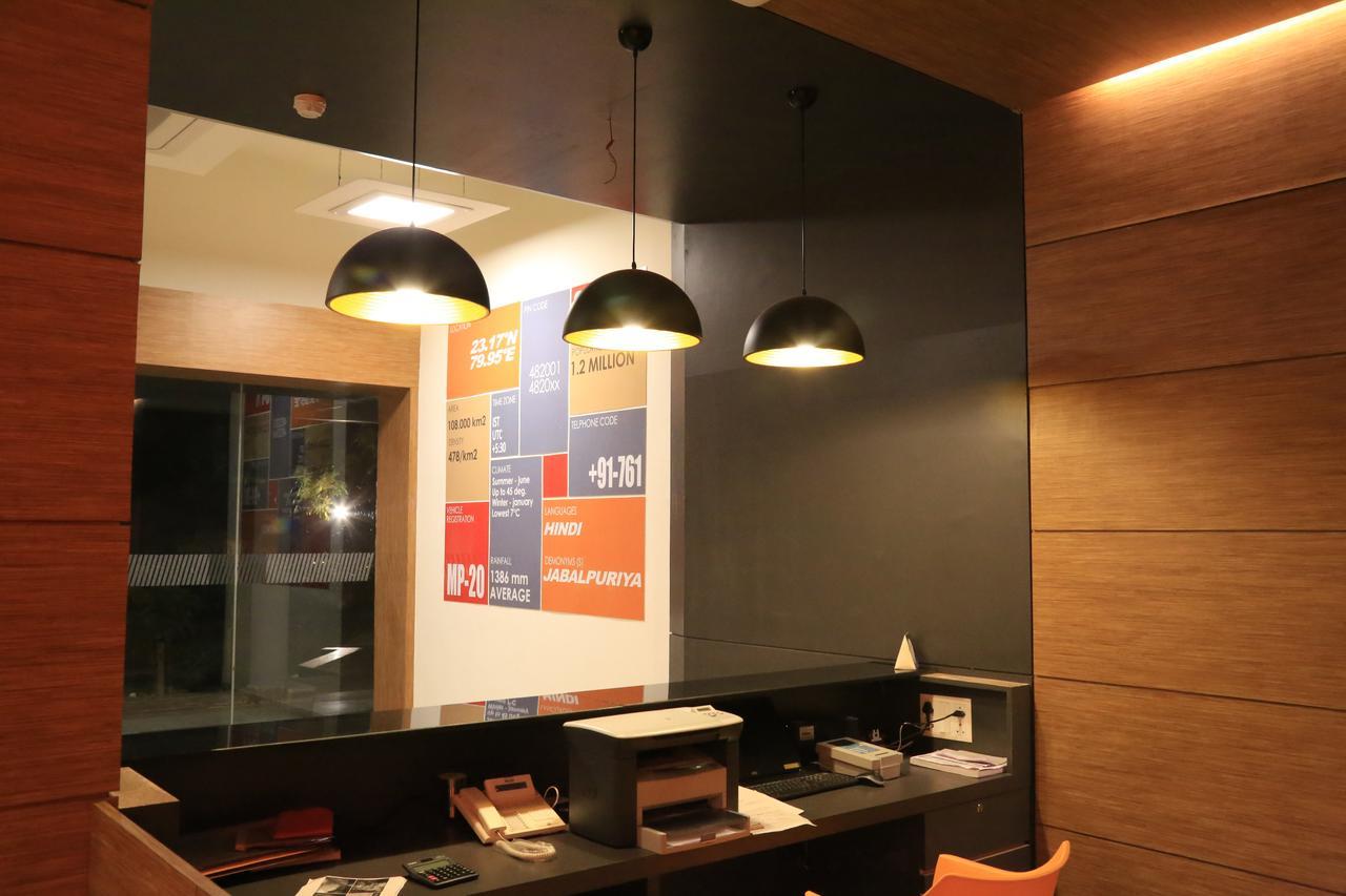 Max Hotels Dzsabalpur Kültér fotó