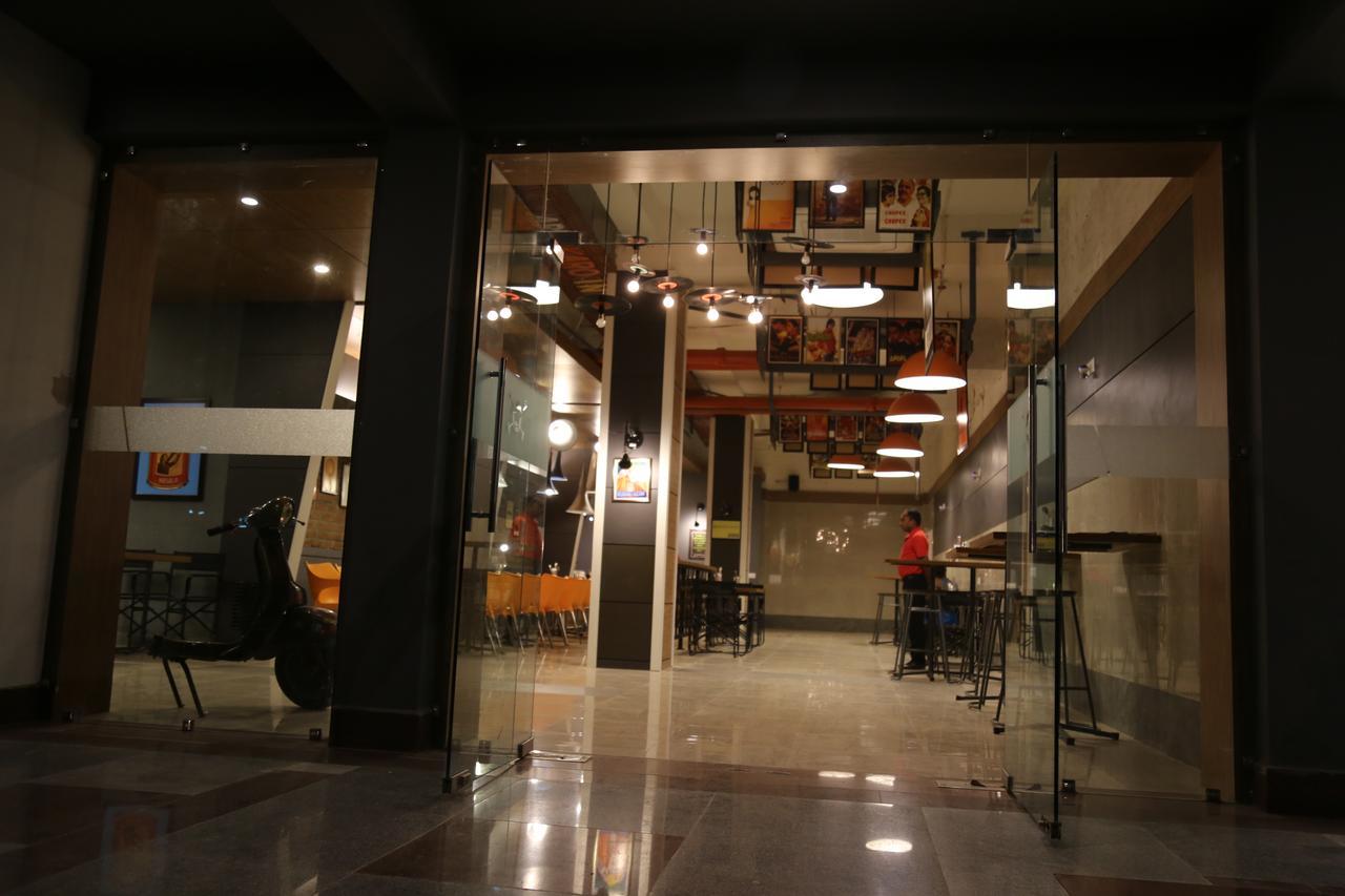 Max Hotels Dzsabalpur Kültér fotó