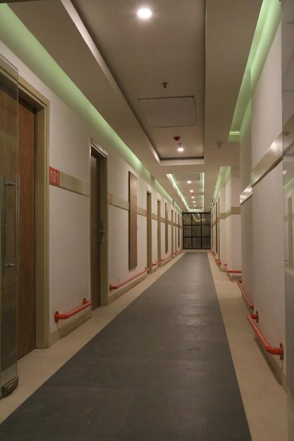 Max Hotels Dzsabalpur Kültér fotó